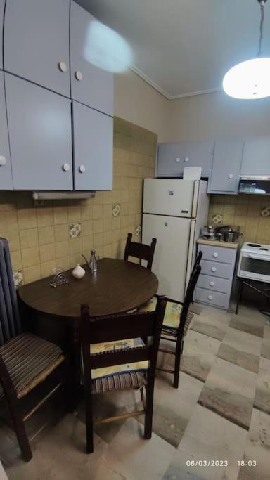 Sq Varnava Appartment Ateny Zewnętrze zdjęcie