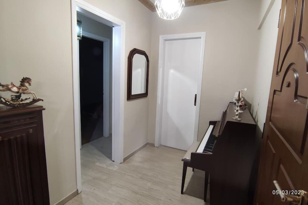 Sq Varnava Appartment Ateny Zewnętrze zdjęcie