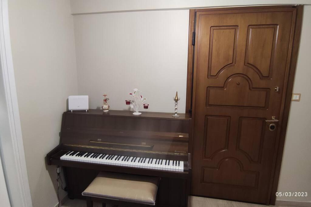 Sq Varnava Appartment Ateny Zewnętrze zdjęcie
